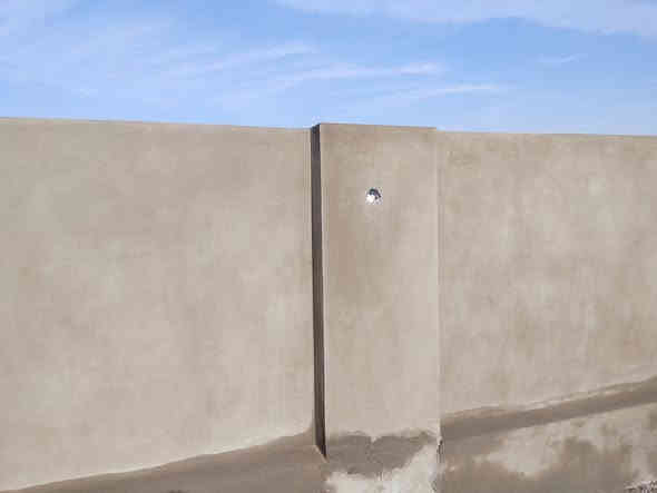 السلام عليكم خلفه لبخ شغل درجه اولى واسعار مناسبه اذا ما عجبك الشغل فلوس لمواد ولعمل اخسرهن اشتغل اسمنت سقل+جرار+ تشميع+جص+واجهات+ ديكورات حسب الطلب متفرغ حاليا الاستفسار اتصال ***********
