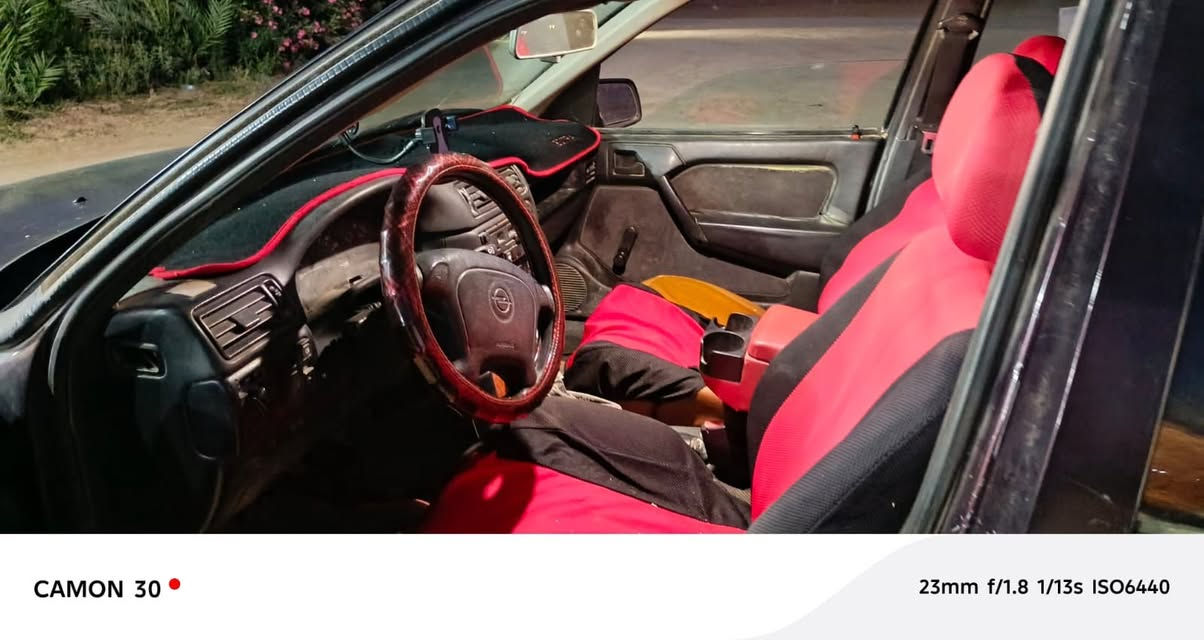 للبيع اوبل فكتره موديل 93 رقم نينوى دولي سنوية الى 2029 كير شرط محرك 18 شرط صبغ عام جمليه رقم الهاتف ***********

