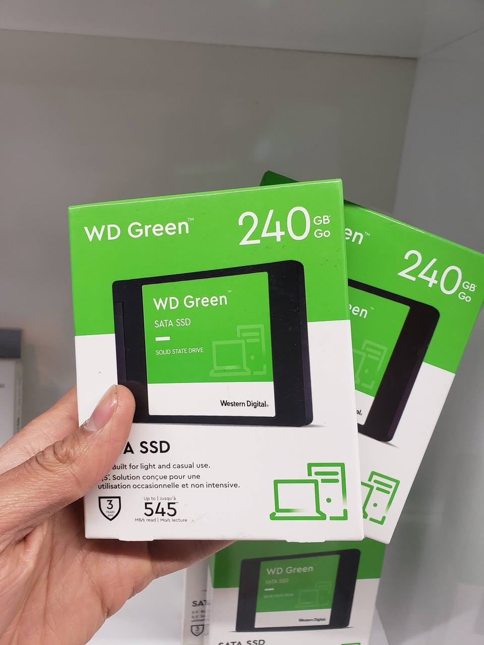 ✨مكتب سايبر ستور CYBER STORE✨

✅توفر هاردات ssd و m.2 بذواكرة مختلفة

💥SSD 120GB  30 الف

💥SSD 240GB   50 الف

💥M.2 500GB GEN4   85 الف

💥M.2 1TB  GEN3   145 الف

💥M.2 1TB GEN4 7450MB  يرهم توسعة PS5   225 الف

📌عنوان المكتب/ واسط - الصويرة - شارع الكازينوات - البناية مقابل ركن البستان داخل القيصرية

للاستفسار مراسلة الصفحة او الاتصال بالارقام التالية: 📱***********- ***********📱

🚚توصيل متوفر داخل الصويرة وجميع المحافظات 🚚

#سايبرستور #CYBERSTORE #حاسبات #لابتوب #playstation #xbox #nintendo #هواتف #اكسسوارات #العاب
