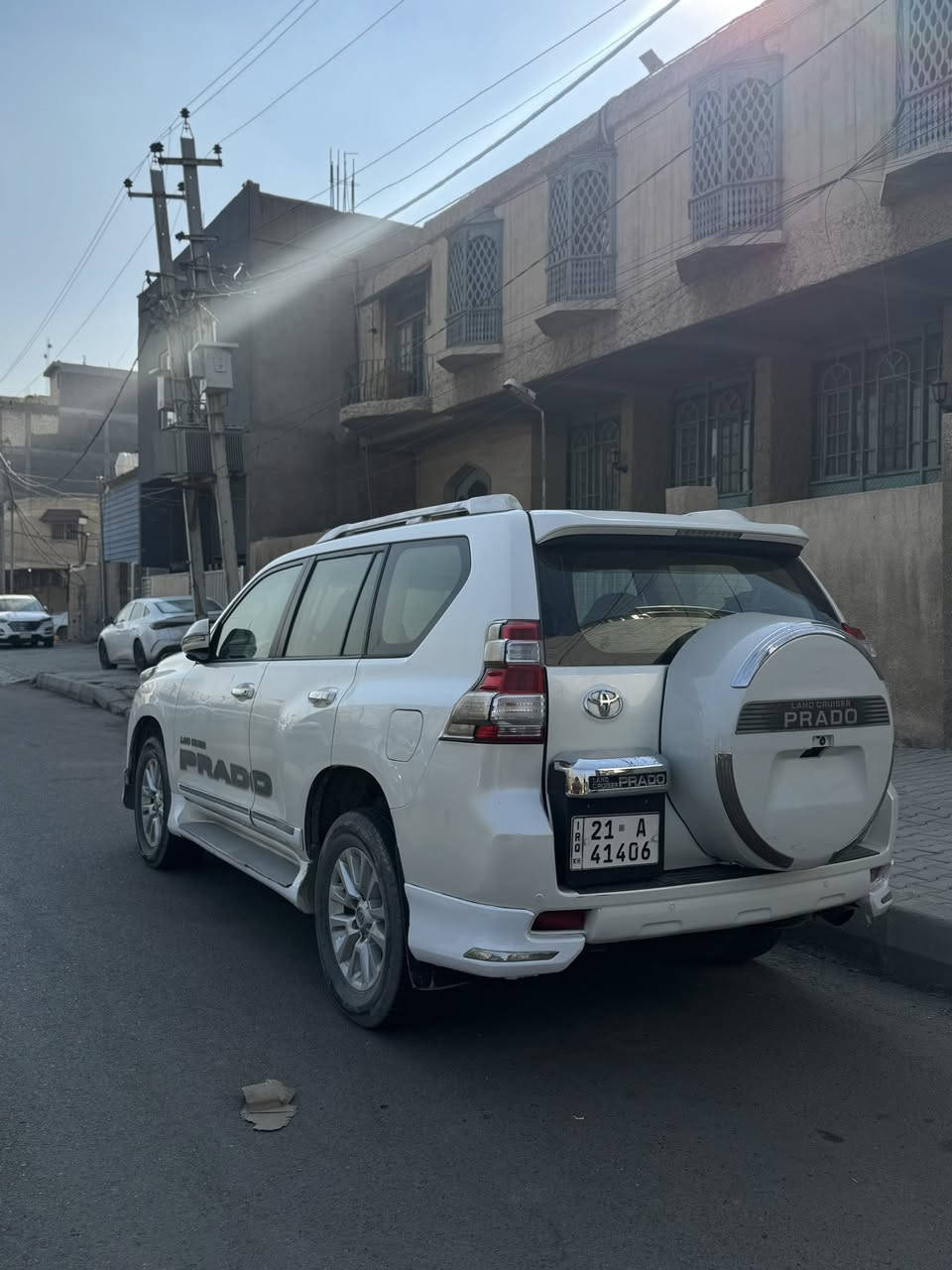 سلام عليكم اخوان برادو 2017 للبيع
********************************
مواصفات :- TXL
خليجي 6 سلندر 
كامرة 
بصمة
٨ ايرباك
شاشة
7 راكب
4x4
السيارة حيل نضيفه اخوان كير محرك نظيفات ماناقصه شي مكملة من كل النواحي تجي وتشوف بعينك
ماشية 172000
**********
للاتصال والاستفسار على الواتساب 
***********
