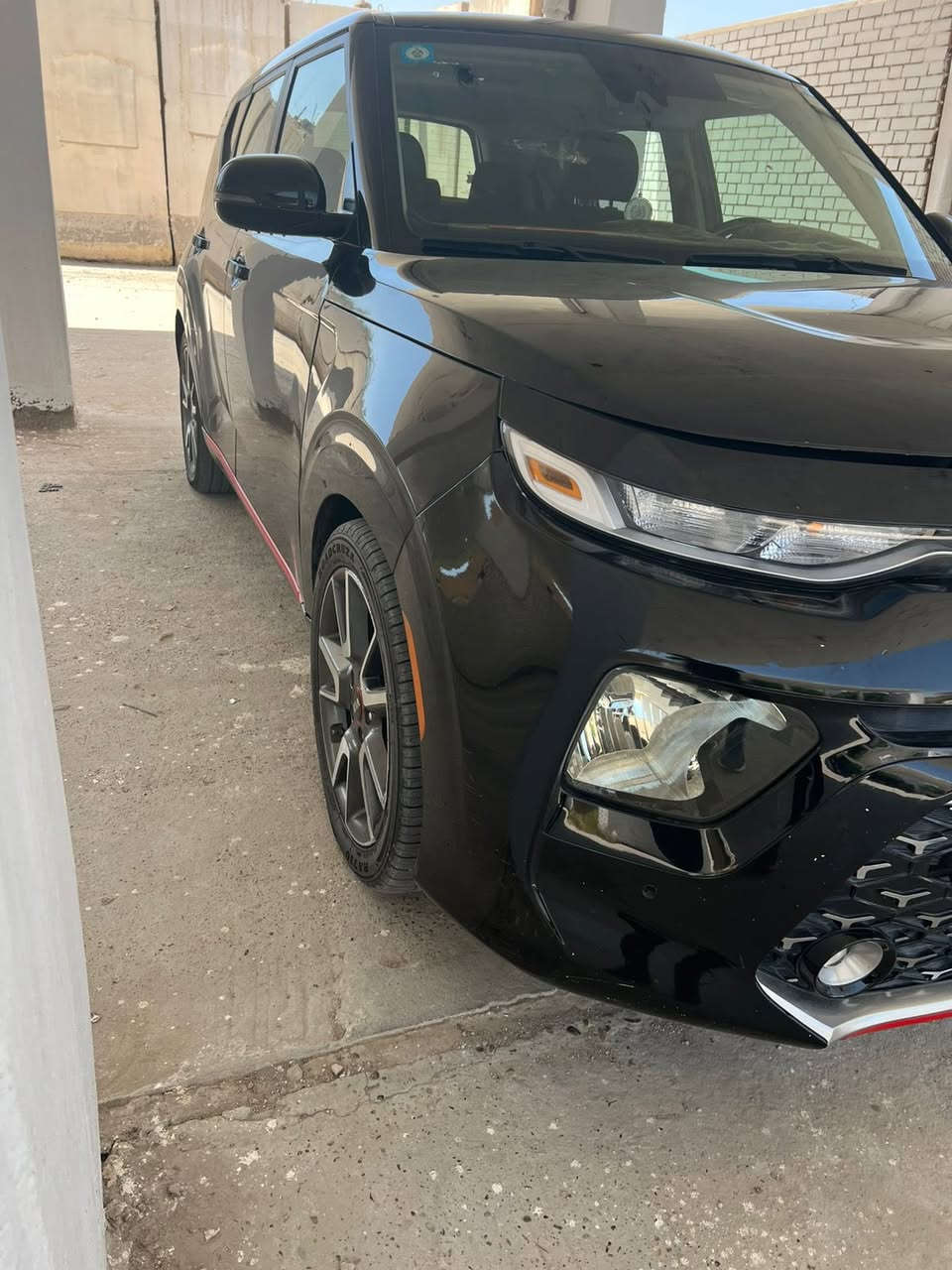 سلام عليكم 
كيه صول موديل 20 فول مواصفات
صور الحادث مال امريكا بل منشور 
 بل عراق بيها طخه باب خلفي جاملغ خلفي 
يعني ع كد شبرين من الباب شبرين من جاملغ 
سياره جاهزه كل نواحي تبريد ثلج كير محرك خير من الله
ستفسار تصل ***********
