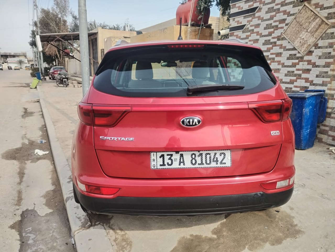 السلام عليكم سياره نوع كيا سبورتج وارد خليجي مكفوله من الضربه والتبديل والصبغ موديل 2017 وارد خليجي سنويه جديده سياره نص فول ماشيه قليل جاهزه مابيه اي نقص حجم المحرك 2400 جي دي مكان السياره ميسان ابو رمانه السعر 142 بيها مجال قليل الشري يتصل ***********///***********
