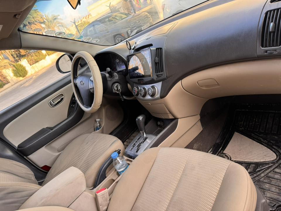 النترا 2011محرك شرط سببر مو نازل ***********
