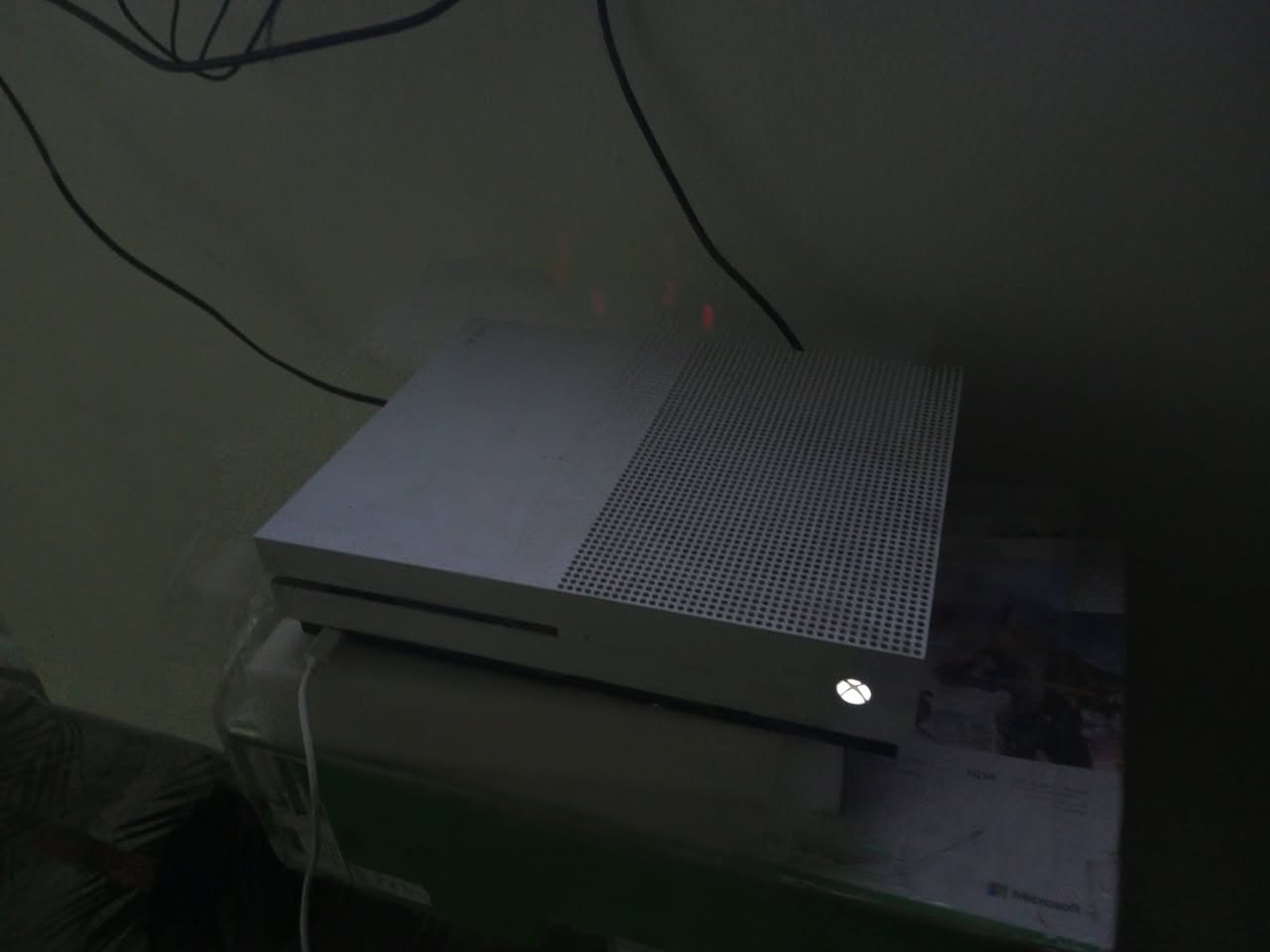 اكس بوكس ون اس للبيع مساحه 1 تيرة مع فيفا 25 و بيس و GTA 5 و روكت ليك و حسابات كامله  عنوان شهربان المقدادية قريه السلامه اتصال ***********
