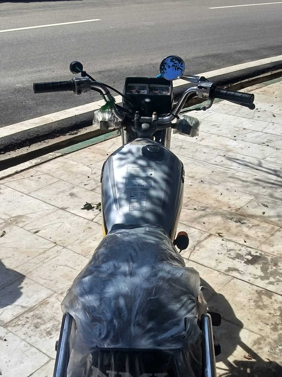 سلام عليكم
دراجه البيع رقم وسنويه بسمي تحويل ثاني يوم كفاله عاَمه 
شاصي ارشه بوري رفيع مكينه ثالث تبديله دهن  ماذب ربع دراجه مال بيت ماطالع بيه من المحل البيت سعر خاص المكان قلعه سكر ***********
