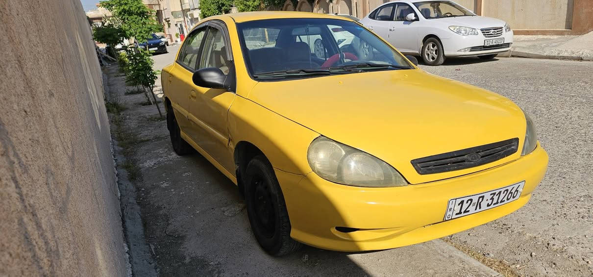 السلام عليكم 
للبيع. 
كيا ريو موديل  2001 بأسمي 
كير محرك  مازدا  حجم 323 محرك بي رخاوا كير نضيف 
اوتوماتيك تبريد  كانت أجرة تحولت خصوصي  بعد التحويل 
السعر 4000$ 
اي استفسار  ***********
***********.
