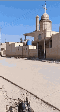 محل اسواق للبيع موقع مميز قرب البطاقة الوطنية والملاعب وحسينية سامي الطعيسي  (الدخل اليومي خيرر من الله) المحل لكطة وسعر مناسب جدا ومحل كلش مرتب 
سبب البيع عدم التفرغ محل مرتب ومعاميل وناس طيبةللتواصل خاص او الاتصال على الرقم 

***********
