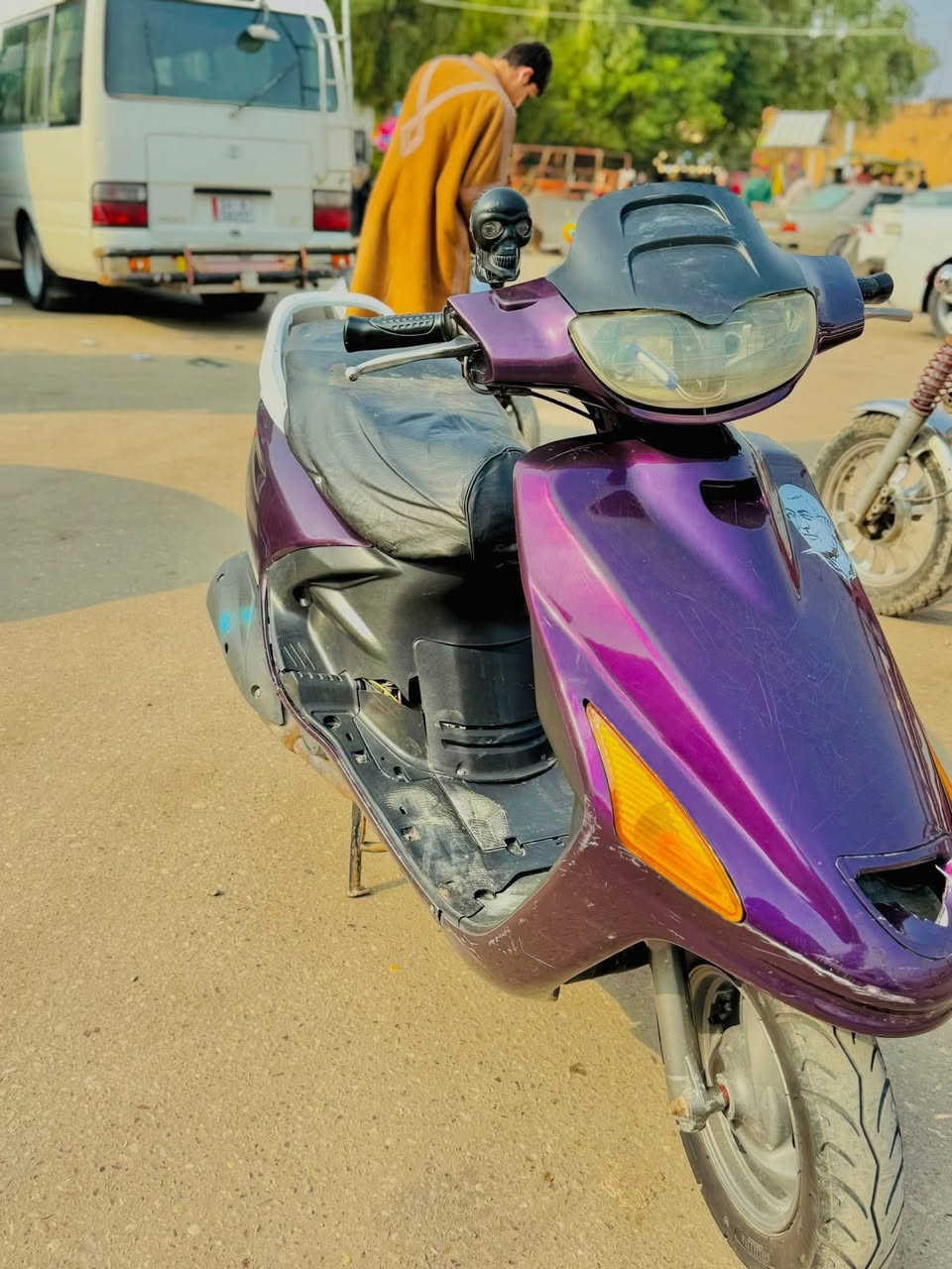 السلام عليكم دراجه فراشه للبيع كهربائياتهه كلهه شغاله سلف اشاير الدراجه حاركه ولف أبيع على عطلهه السعر 225المكان القرنه نهر الباشا ***********
