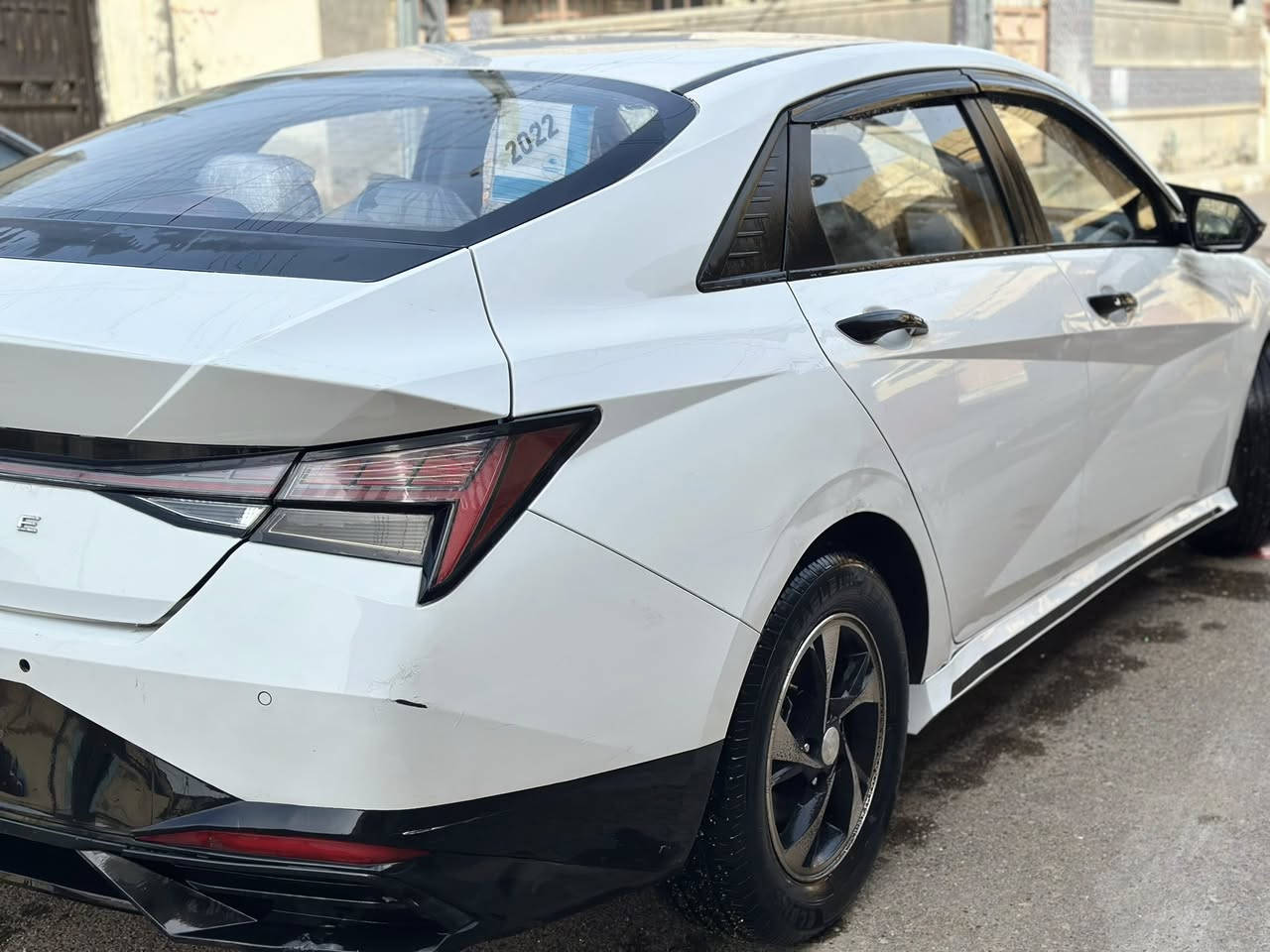 السلام عليكم
النترا ٢١
سياره خليجي
فول مواصفات عدا التنته 
٩١ماشبه
تخم تاير جواها
سياره أنبار 
مكانها بالأنبار 
رقم الهاتف ***********
