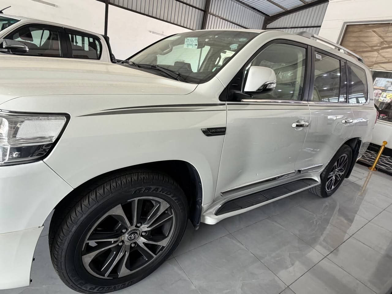 لاندكروز موديلGXR2020 شركات
جديده ومكفوله من الصبغ عدا بارد بسيط بالجاملغ
سياره 6سلندر محرك4000
ماشيه 130 الف كيلو
السعر460ورقه وبيها مجال
مكاني تكريت
للتواصل***********
