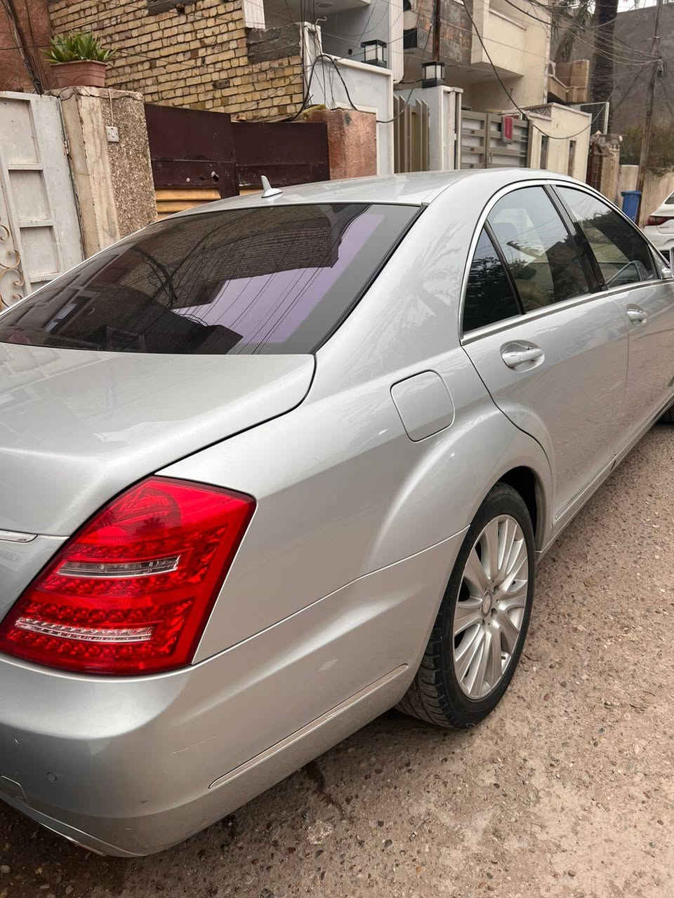 مارسدس ٢٠١١ S 550 محرك ٨ سلندر ادوات ادوات كفاله من الكص والصبغ محرك كير صدر تبريد تايرات جاهزه من كلشي مكان بغداد السعر 100 للاتصال ***********
