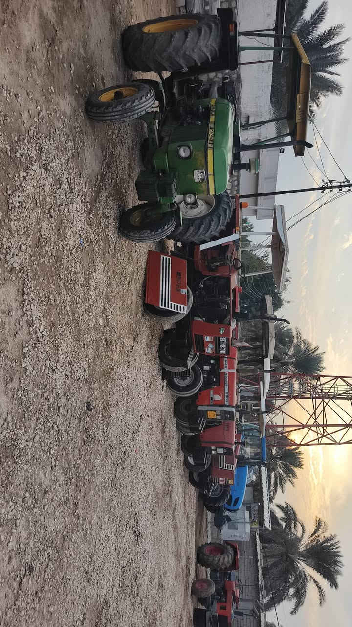 اللهم صل على محمد وال محمد
معرض ابواحمد حاتم  العنوان بابل الخميسيه

***********
