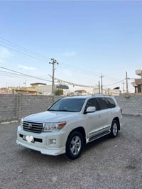 لاندكروزر • ٢٠١٥ • ڤ٨