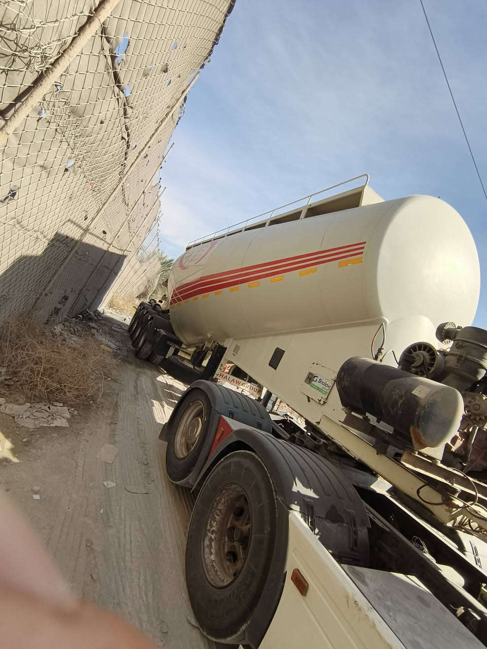 ***********//***********
