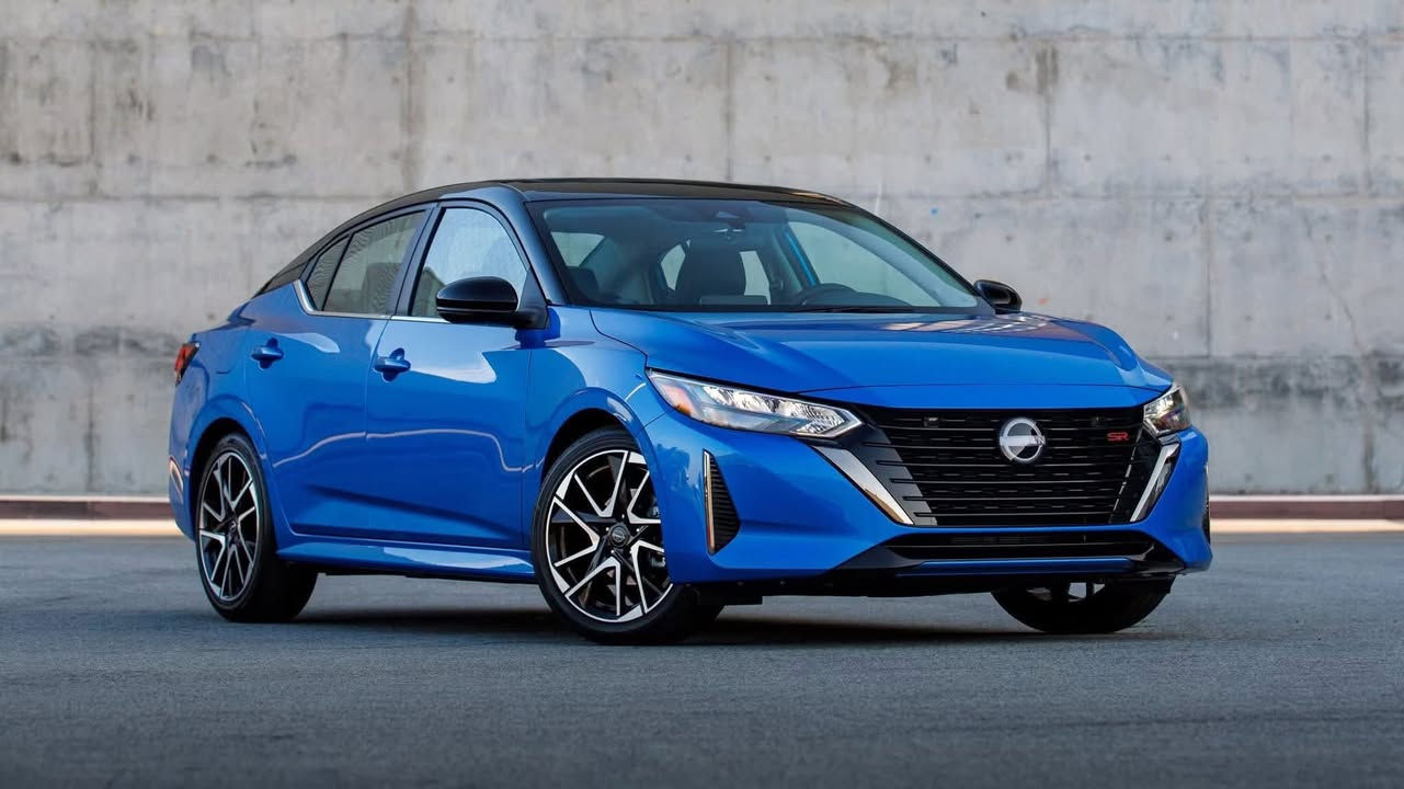 من رخصة ادمن الكروب .. وتحياتي لجميع الاعضاء .. السلام عليكم جميعا . 
يتوفر لدينا حدادية (صدر امامي+خلفي+اذاين) لسيارات النيسان سانترا+التيما ولكافة الموديلات (حديث-قديم) .
كما يتوفر لدينا ايضا بجم امامي+خلفي (دعاميات-لايتات-بكلايتات-شباك) .
وبمناسبه بدء العام الدراسي الجديد يعلن احمد نيسان عن :- *خصم خاص للعملاء .
*عروض حصرية وقوية للطلاب على الحدادية الامامي + الخلفي .
..
للاستفسار او الطلب الاتصال على الرقم📞 :- ***********  … في حال عدم الاجابة يرجى ارسال رساله عن طريق الواتساب .
او الحضور الى مكان العمل (احمد نيسان) ..
..
الفرع الاول :- بغداد - سوق بغداد - شارع النضال - مقابل وزارة الصناعة .
موقع او مكان المحل على خرائط الWaze
https://waze.com/ul/hsvztdepfq
...
الفرع الثاني :- بغداد - سوق بغداد - مقابل وزاره التربية (داخل القيصرية) .
‏https://waze.com/ul/hsvztdg02w
...
الفرع الثالث :- بغداد - الطالبية - مقابل البداله .
https://waze.com/ul/hsvztfv9d1
...
ايضاً يتوفر لدينا خدمة توصيل لكافة محافظات العراق وب٥ الف فقط 🚚 .
..
اوقات الدوام يومياً (عدا يوم الجمعة) من الساعة ٨ صباحاً والى ٣:٣٠ ظهراً .
..
صفحتنا على الTikTok  نشر يومي+عروض+ شروحات+حل مشاكل السيارات .
‏www.tiktok.com/@l.a3_
