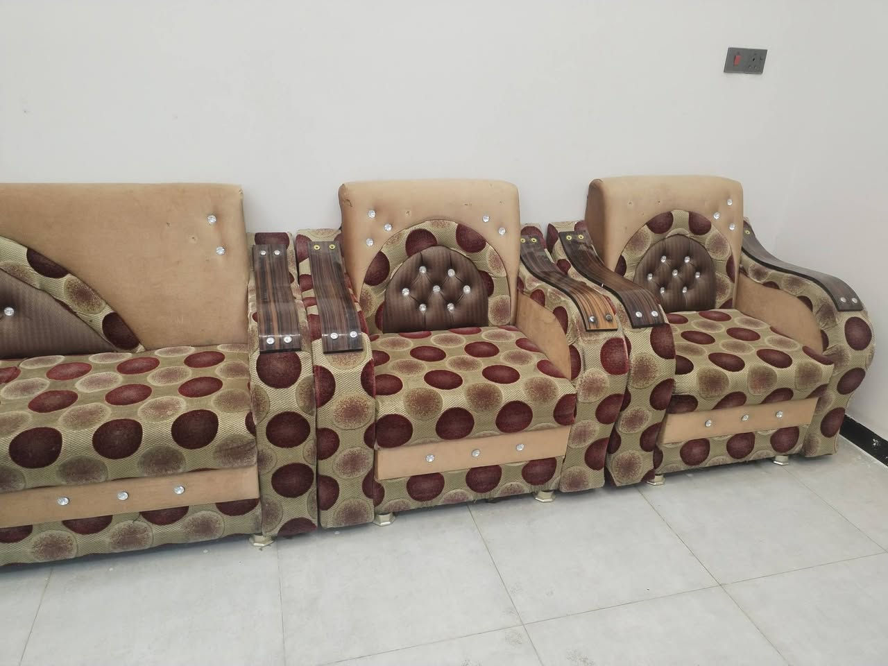 للبيع *********** نجف مناذره
