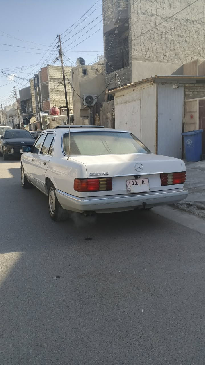 سياره جديده بمعنى الكلمه 
مرسيدس جامبو 300SE 🧿

واحده من اجدد جامبوات في العراق 🤍
(للبيع)
كتلوكات وصيدليه سياره جاهزه ✨

مواصفات:
كشنات كهرباء 

كشنات تدفئه 

اريل كهرباء 

سلايت طكتين

اربع جام كهرباء 

داخل مخمل حبري 

دبل هورن 

برده خلفيه كهرباء 

دبل مروحه

گير قفل

هوك خلفي 

مرايه كهرباء 

صاج مطعم ملكي 

تبريد ثلج 

تدفئه 

مكينه وگير كفاله 

ستيرن كهرباء 

كروز سرعه 
.....................
ملاحظه: سياره كفاله عامه 🤍🌿 
جديده بمعنى الكلمه 
بيها فقط هلال خلفي اليسار صبغ

كفاله من ضربه وخياس 
عليها طبقه نانو سيراميك
موديل 1989
مكينه 300SE

موقعها: بغداد    السعر: 165$ وبيها مجال للطيبين 
رقم الهاتف:***********. للجادين فقط 🧿
