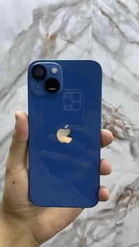 للبيع ايفون 13 عادي  ذ128 بطاريه 77 ممبدل ولا قطعه وكاله وجديد ايفون 1...