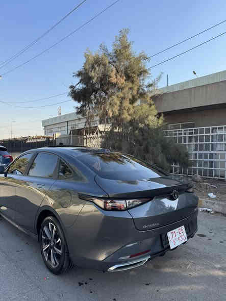 شانجان ايدو بلص 
موديل ٢٠٢٤ 
مواصفات فول سلايد كشن جلد ابيض بصمة شغال 
ماشي ٢٠ الف كم 
بيها شبر بونيد صبغ بدون دواخل بدون ارباك 
سيارة نظيفة  من دون اي نقص 
سعر جوه سوك ١٢٨٠٠ $ 
تواصل على رقم ***********
