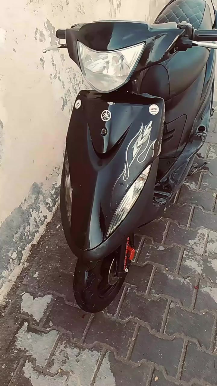 ماكس عدله كفاله عامه ختم واحد ويه المحرك مكينته برغي مامفتوح بيه صارله سبوع من مطلعه حاويه سعر خاص


**إذا كنت صاحب هذا الإعلان وتريد حذفه لأي سبب، رجاءا أرسل رسالة إلى الدعم الفني**