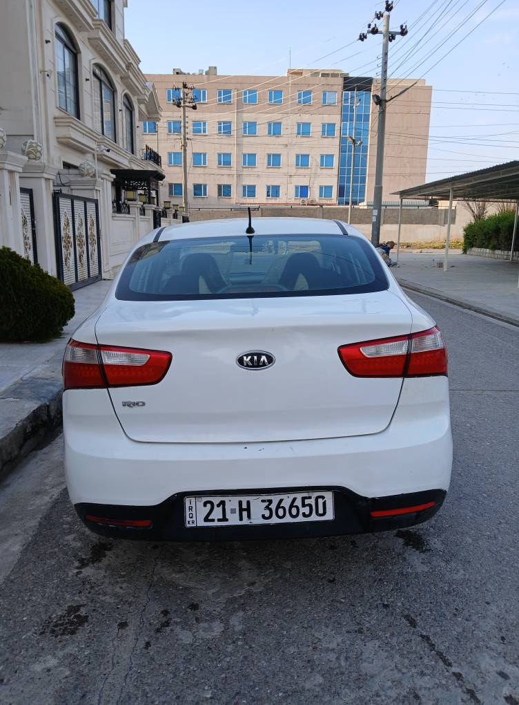 کیا ڕیو 2013  اربعة قطع بی صبغ بدون داخل بجم كبس  مع شویه تعدیل البارد رقم والسنویة جدید سعرها 77ورقة ..اربیل ***********
کیا ڕیۆ 2013 چوار پارچە بۆیاخ ناوی نەگرتووە پێشی هیچی نیە ڕەقەم و سەنەوی نوێیە نرخی77وەرەقە  .. هەولێر *********** أربيل, العراق
