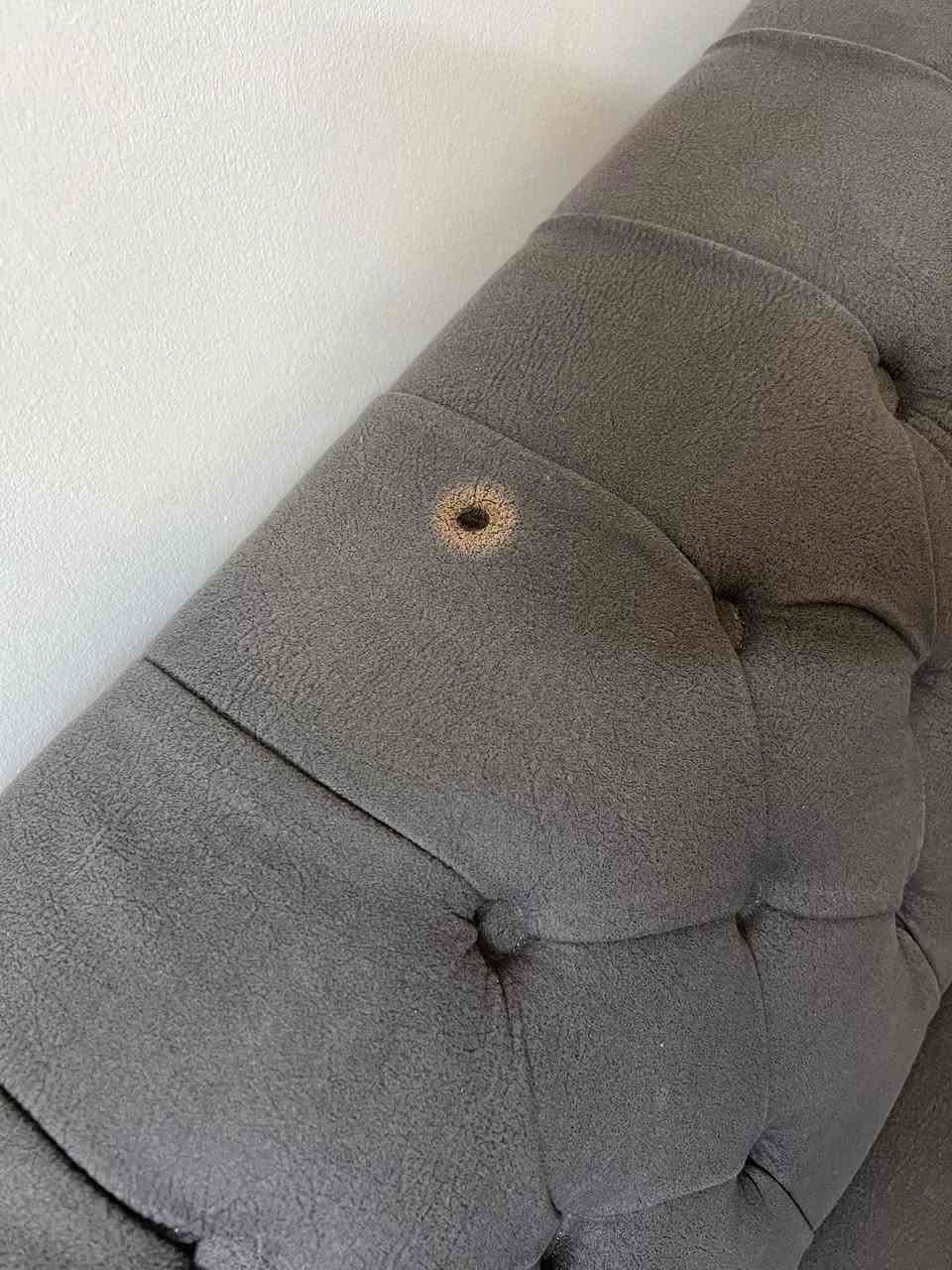 تخم تركي مودرن ١٠مقعد  القماش وتر بروڤ إسفنج بولستر طبي  اللون واضح  بالصورة الثانية والأرجل خشب   
مستخدم قليل مال اربيل بي عيب واحد  حرك موضع بالصوره  700 وبي محال


**إذا كنت صاحب هذا الإعلان وتريد حذفه لأي سبب، رجاءا أرسل رسالة إلى الدعم الفني**