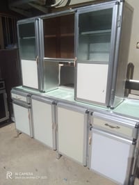 كاونتر قطتعين نظيفه حيل شغل ثقيل السعر على الخاص او اتصال على رقم 0773...