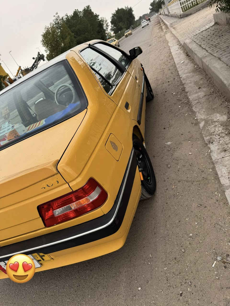 السلام عليكم…بيجو لميس موديل2015 صدر جديد تخم تاير جديد تبريد ثلج كهربائيات كلها شغاله غرفه نضيفه السعر43 وبيها مجال لشراي،،،،***********
