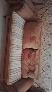 ١٠مقاعد • نظيف • بلا ضرر