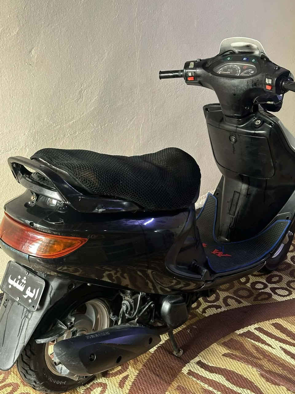 سلام عليكم دراجه فورتي  البيع محرك ناعم صوته شغاله سلف هندر كهربائي شغاله دراجه حلوه  فوك حلوه كل نقص مابيه مكاني بعقوبة تقاطع الساده السعر 450 وبيها مجال حك الجيه الاتصال ***********
