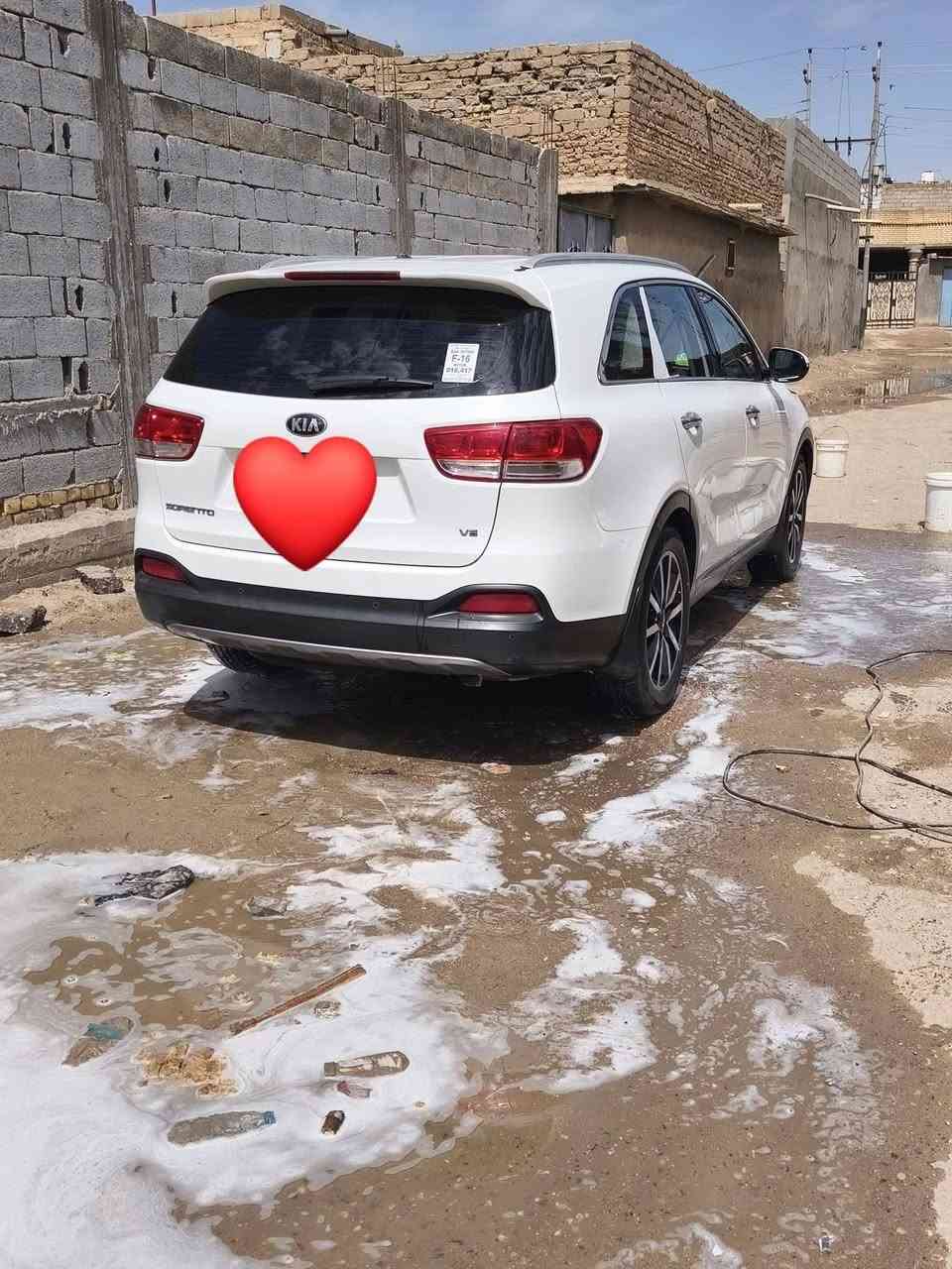للبيع موديل 2016 سنويه وغزه جديده رقم انجليزي قبل تحويل العنوان بصره الهارثه ارجو الاتصال على رقم الهاتف سنويه قبل مرور ***********
