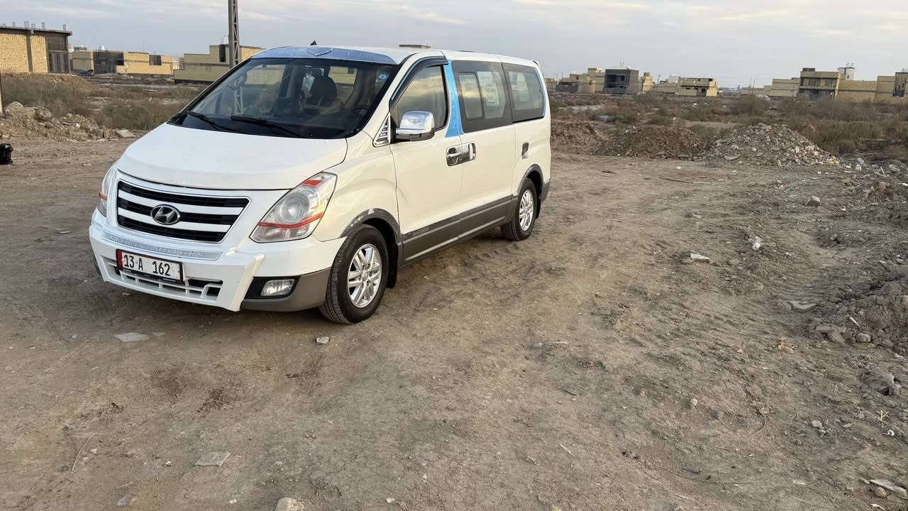 سلام عليكم ستاركس للبيع مديل 2012 مفتوحه ومحوره مسكر اوتماتيك سياره جاهزه على آخر حبايه تحويره كصه 12بكان السيارة ناصريه مركز السعر 155لشراي يتصل 
***********
***********
