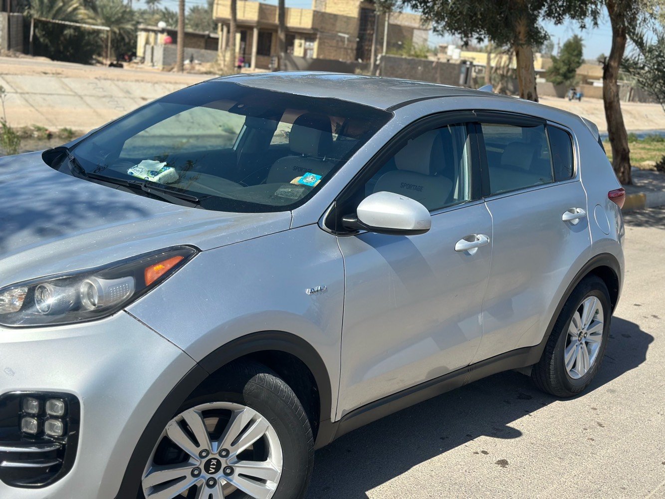 كيا سبورتج 2018 مستعجل بالبيع 
137 ورقه قفل وارد امريكي حادث جاملغ الايمن فقط السياره جددا نظيف والمكينه والكير مكفول مامفتوح بيها برغي 