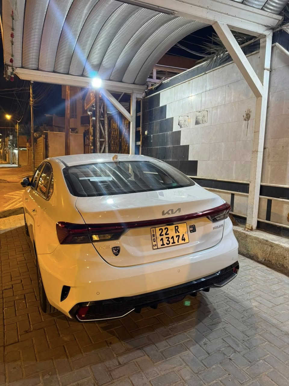 K3 2025كفال عامه ماعده تكحيل باب خلف الصدر رقم اربيل ماشيه ١٩ الف مواصفاتها بصمه ودخول ذكي فتحه سقف كراسي حلد اشاير مري ومري شفط وانظمه قياده السياره جديده وبالعافيه على ياخذهه سعره(١٤٠$)
رقم الهاتف:***********
