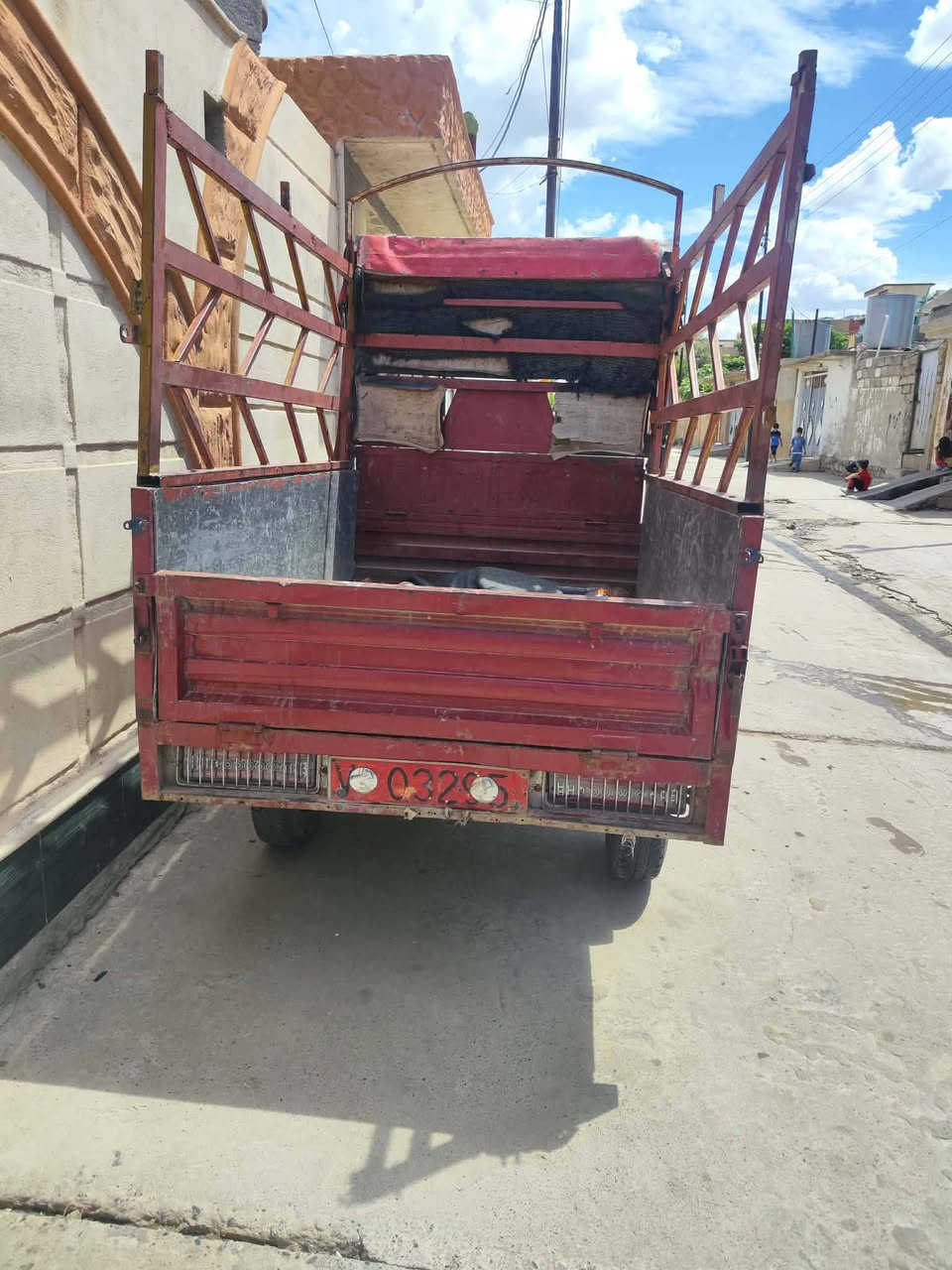 ستوته جديده وبيع مستعجل ملون 200 الف كلها شغاليه وشرط ما تصرف ربع عليها ***********
