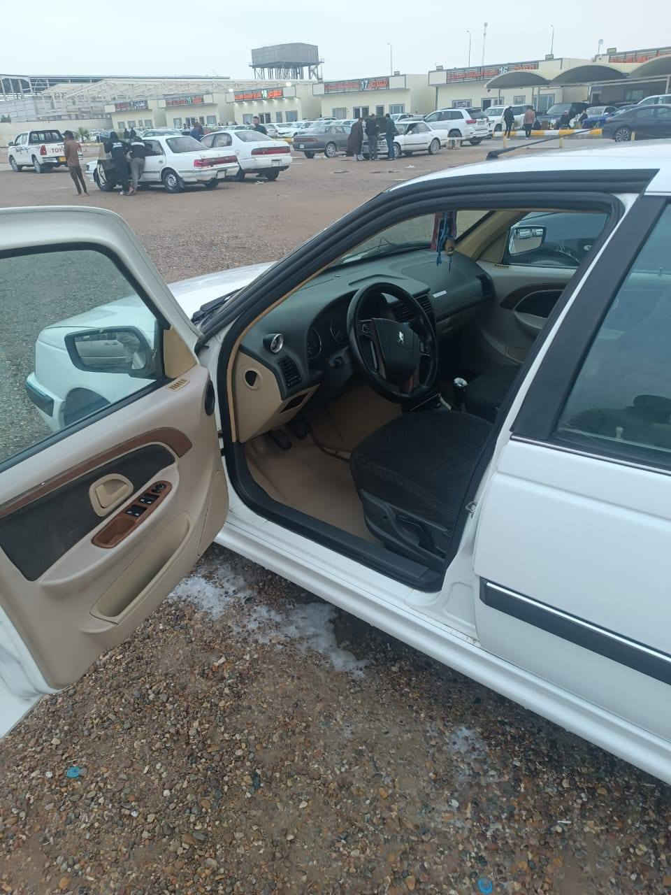 سلام عليكم ورحمه الله وبركاته بيجو بارص موديل 2022 اقصاد رقم بغداد سيارة مكفولة حدادية خير من الله تبريد فول عنوان السيارة بصرة الجمهورية رقم الهاتف *********** السعر 70وبيهة مجال بسيط مستعجل على البيعة السيارة نصبة والتسديد استقطاع الكتروني مكلف في النشر
