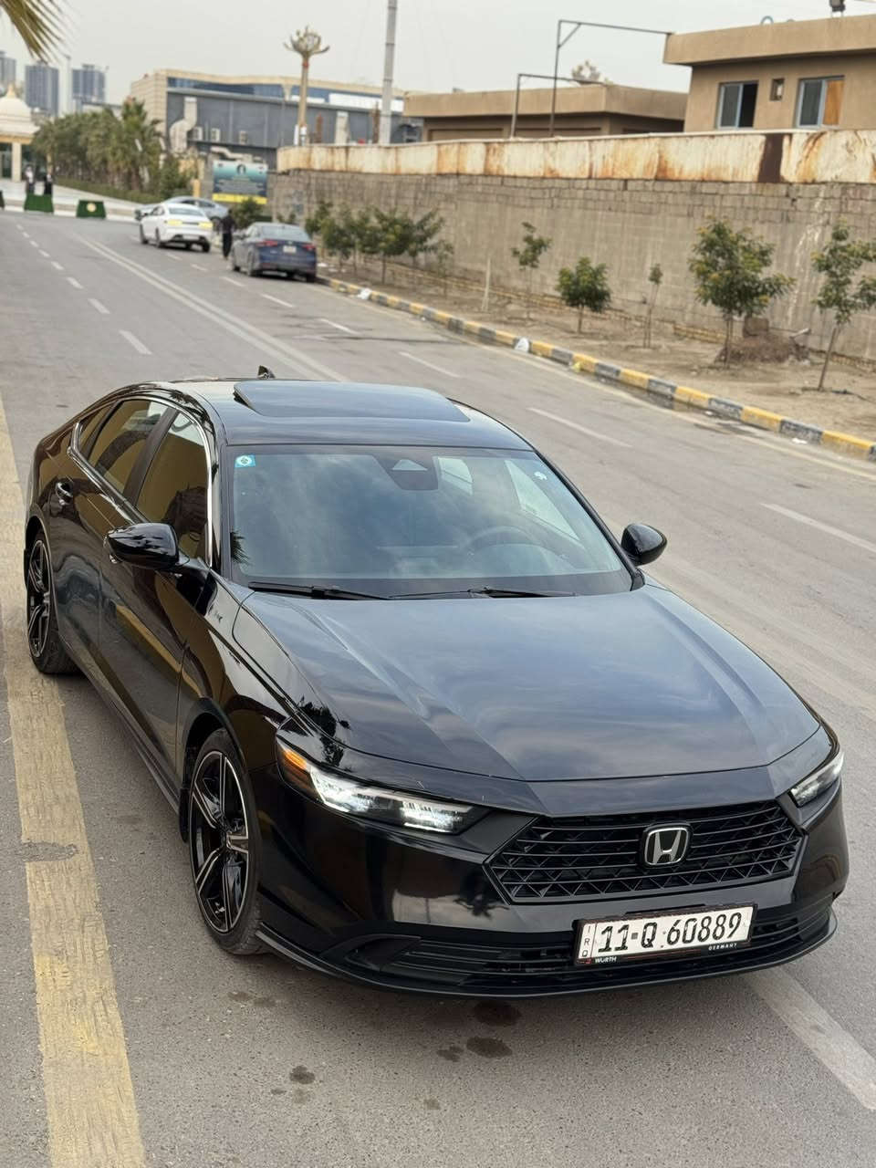 السلام عليكم
للبيع فقط

هوندا اكورد سبورت
السيارة ماشية 12الف كيلو فقط
• مكينة 2000 هايبرد تنفس طبيعي
• شفتات ستيرن
• شاشة كبيرة
•فتحة سقف 
• كاميرا خلفية    
• رادار امامي
• مانع تصادم
• محدد مسار 
• تصحيح مسار
• شفتات بالستيرن
• مثبت سرعة
• مانع انزلاق
• دخول ذكي 
• إنارة ترحيبية
• هندبريك كهرباء 
• حساسات مطر
• ⁠حساسات امامي خلفي ⁠ 
• أوامر صوتية
• 3 أنظمة قيادة
• ⁠السيارة عليهة تغليف بلكامل 
السعر 220 $ مجال بسيط 
  🔰الحادث 🔰
السونار مرفق بلصور السيارة بدون ايرباكات بدون دواخل 

سيارة مناقصها جكة بالعافيه ع الياخذهة
السياره باسمي ثاني يوم احولك 
 للاستفسار التواصل واتساب 
***********
