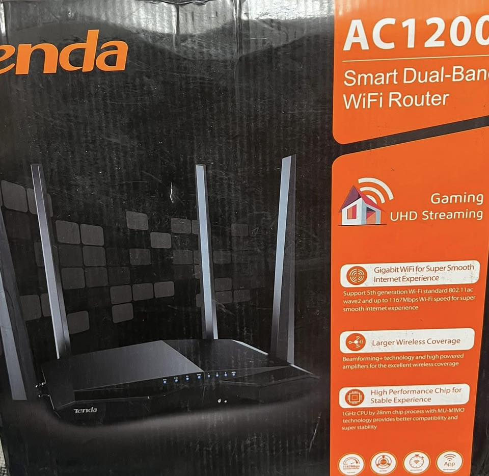 راوتر تيندا AC1200 اربع اريلات
والاخر تيندا 3 اريلات 
بدون كارتون  اثنينهم شرط الشغل 
سعرهم قفل 30 الف ثنينهم


**إذا كنت صاحب هذا الإعلان وتريد حذفه لأي سبب، رجاءا أرسل رسالة إلى الدعم الفني**