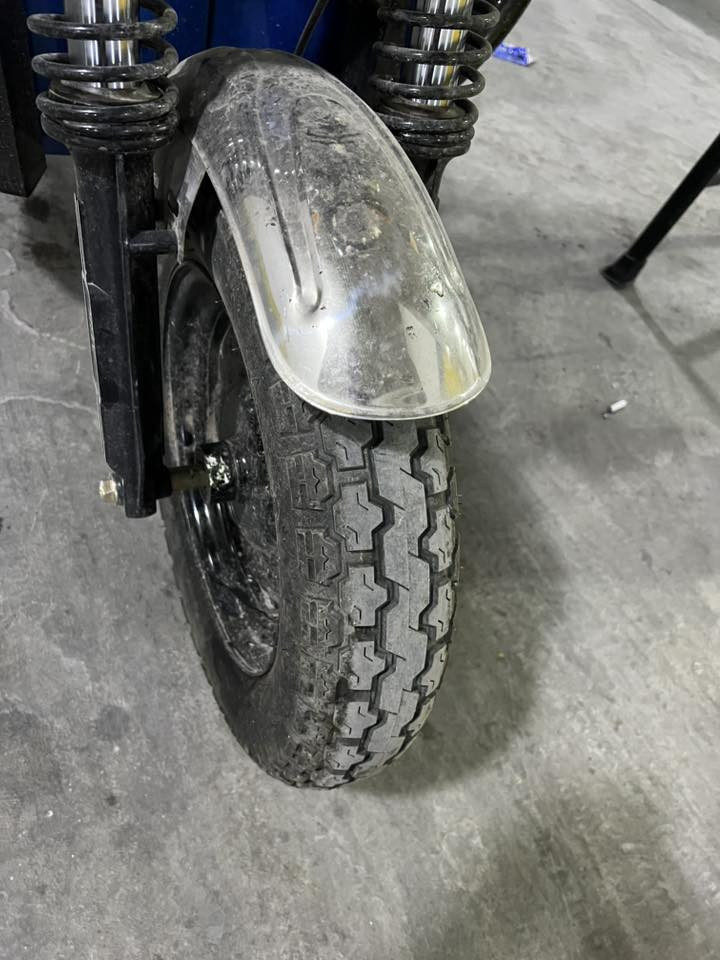 السلام عليكم ستوته شحن حجم وسط زيرو غير مستخدمه السعر 1.300 بغداد الاعظميه
***********
