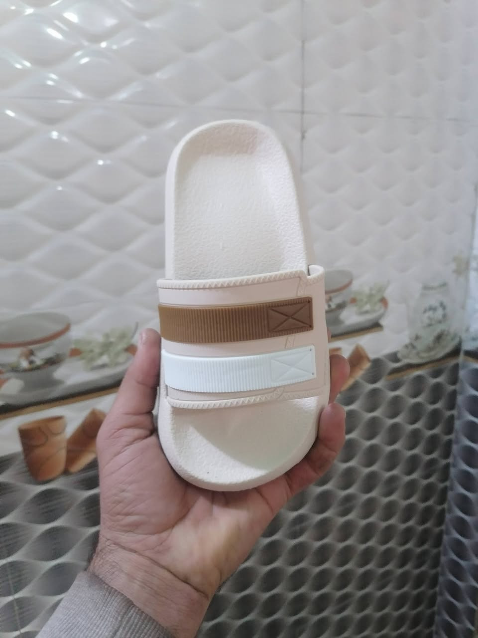 تخفيضات تخفيضات
انسائي 37 40

ولادي 30  35

بس 24 الف

*********** واتساب
