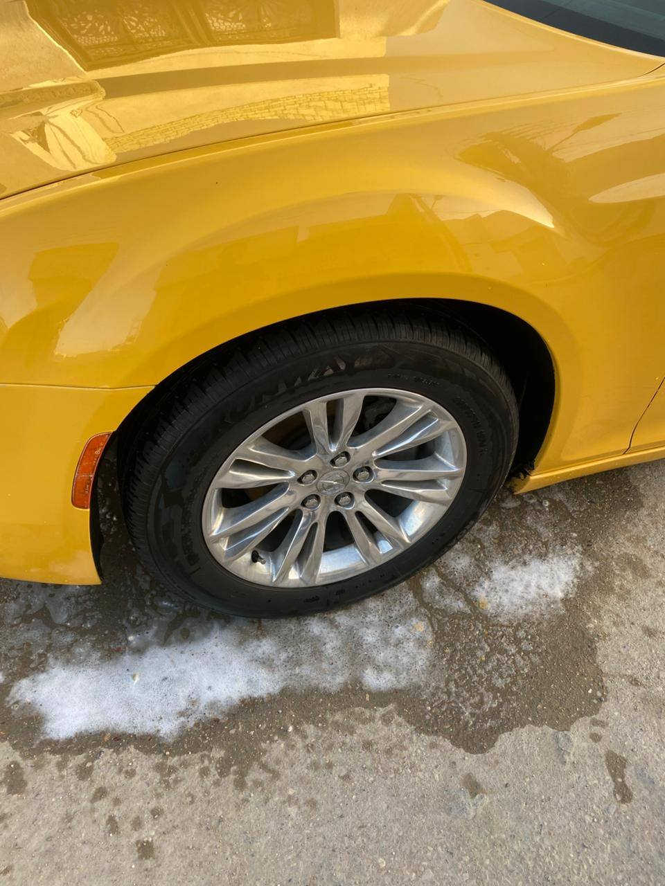 السلام عليكم اوبامه 19 اصل مرمز 22 رقم بصره سنويه 29 خط وبحث باسمي ناصريه كربلاء ماشيه 100 حقيقي السياره جديده لوك طك الفلين قطرت معجون مابيها مكفوله من التبديل والضربه. فقط العرضانيه امامي. حته البدنه بلادي. ارباك راجع سستم والبنيد حافته بيها بارد باقي كفاله عامه وصور الحادث موجوده وسونار موجود مواصفات ويلكب مكسيكي تخم تاير جديد داخل عسلي جلد. ملكي شاشه كار بلي تشغيل عن بعد كشن كهرباء صبغه جديده لايت محور مكينه كير حداديه اكسن  تخم تاير تبريد تدفئه كله عله وضع الشركه حجر بلاد مشط بلاد مكاني السونار مرفق معه صور الحادث ناصريه مركز. السعر اتصل وتدلل 
***********
***********
