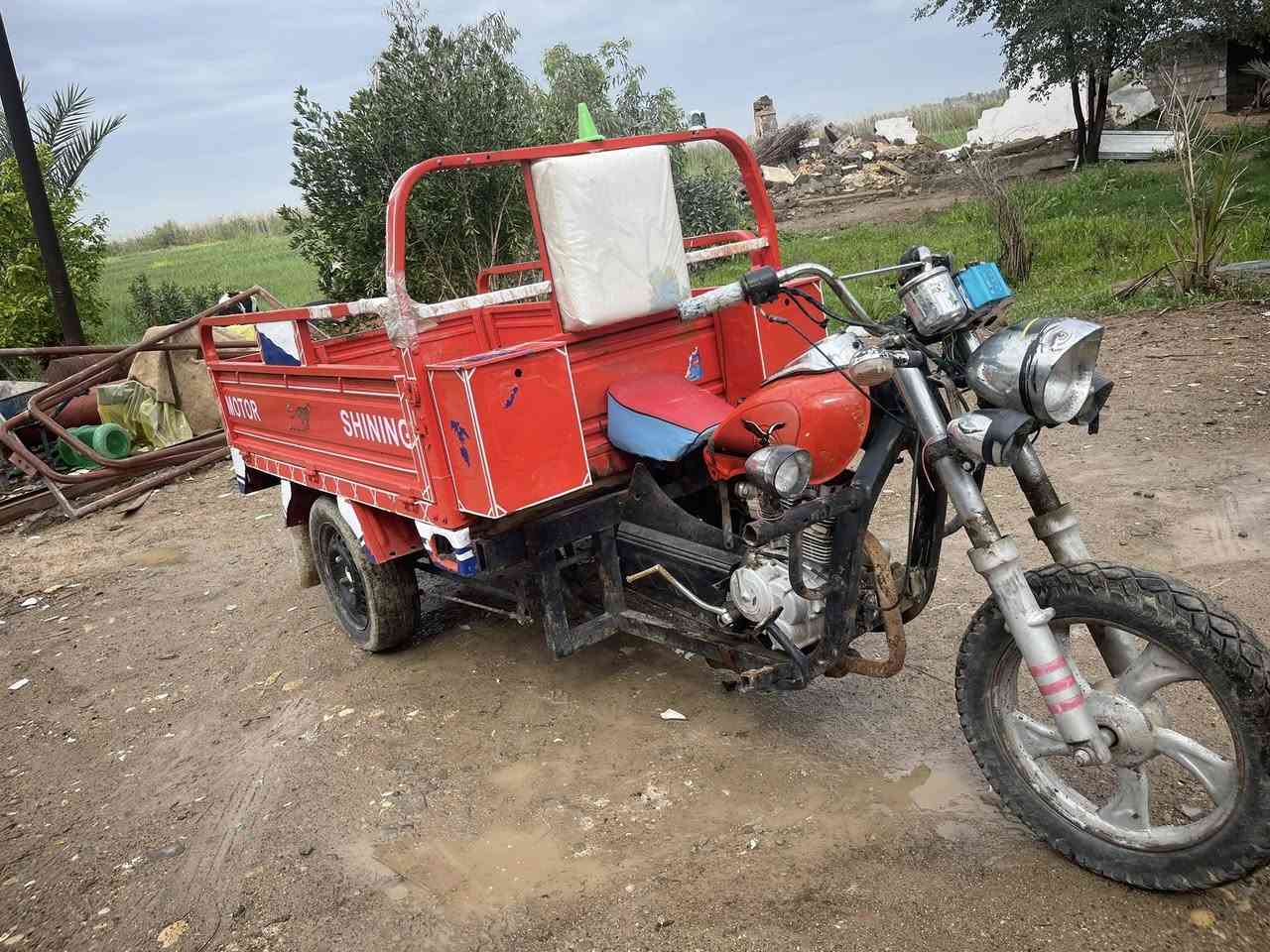 للبيع المكان الزبيديه ام سنيم السعر /مليون و٢٠٠/الف وبيه مجال بسيط ***********
