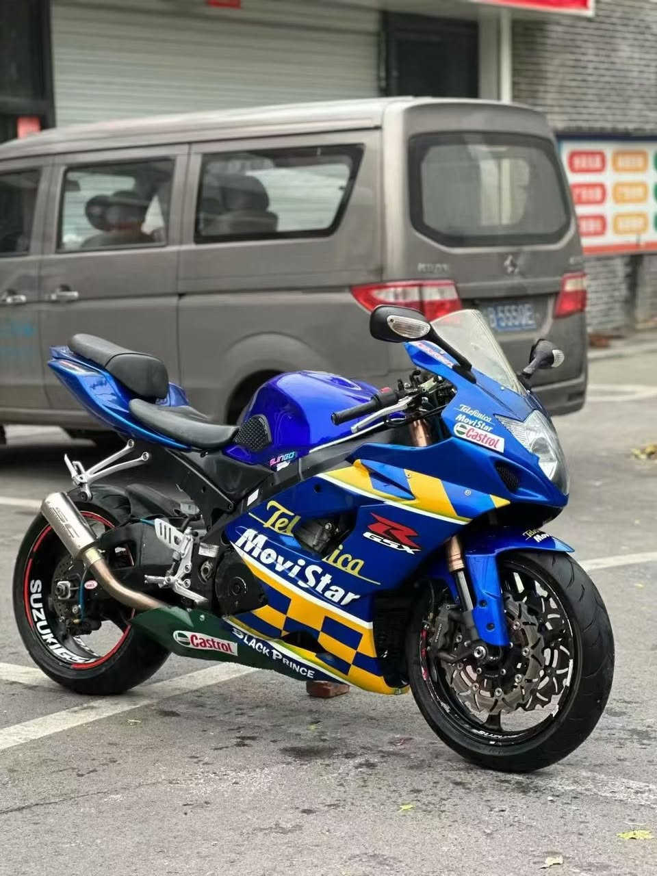 GSXR1000
2005
25ورقە
ضمان  محرك گير بدون حادث
هزا دراجه بل خارج 
بعد ٤٥-٩٠ من دفع وصل سليمانيه
***********
***********
اعزا كرام كل دراجات بل خارج بعد ٤٥-٩٠ وصل 

أعتذر إن تسببت هذه المنشورات في مشاكل لبعض الأشخاص.

أي شخص لديه شركة نقل في الصين أو اليابان، سأرسل الدراجة النارية إليه. جميع الدراجات النارية أرخص.

وبالمناسبة، هذه الأسعار صحيحة.

لقد صُدم بعض الناس بشدة، يا أعزائي.

أؤكد لكم أنني سأجعله أرخص آنشالله 
شكران للمدير كروب
