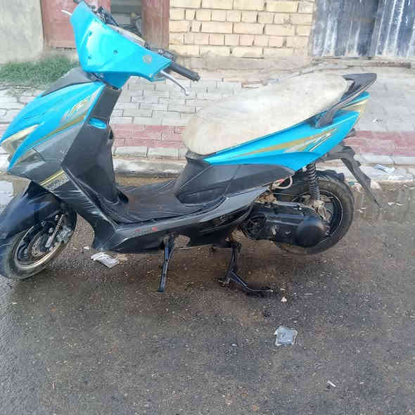 دراجه اف س بومه دراجه حلوه مديل 20
مكينه توه مجفته دراجه غسلته كمت تكطع وطفت بعد متشتغل 
ابيع كوم حديد السعر 125كربلا حي الرساله***********

