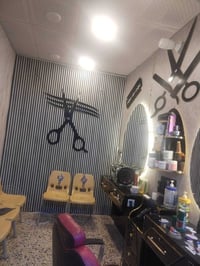 محل حلاقه • للبيع • بل انوار