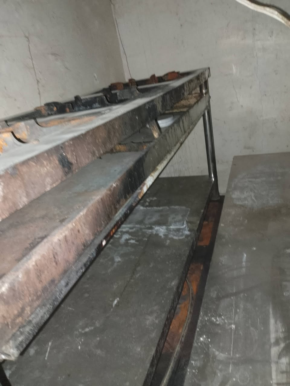طباخ 3 عيون
بغداد
***********

