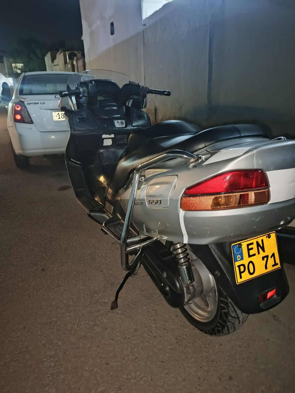 سلام عليكم البيع دراجه سكاي ولف  650  عميه مال جناي مكفوله الدراجه كفاله عامه   والسعر 17وبيه مجال الشراي بي خير ويدلل مكاني طوريج ***********
