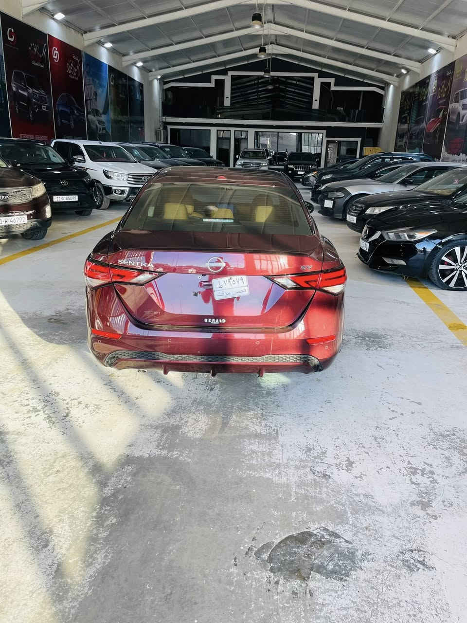 سلام عليكم نيسان سنترا ٢٠٢٤ بدون رقم فول مواصفاتSV فتحه سقف 
حادثها بنيد مبدل فقط بدون دواخل 
ايرباك ستيرن طاك السياره كامله مابيها اي نقص  
داخل مشمشي فاتح  
كشنات تدفئه 
ستيرن تدفئه السياره ماشيه ٧ الاف 
العنوان /بعقوبه 
الهاتف : ***********
السعر ١٣٨ بيها مجال
