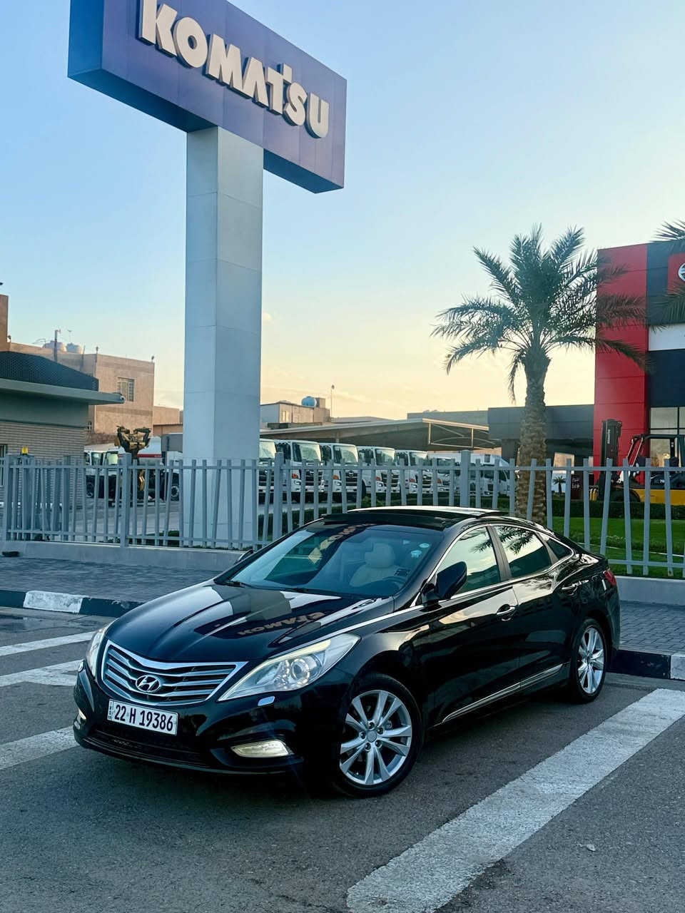 ▪️ هونداي ازيرا 2011 خليجي VIP ▪️
سياره كلش حلوه جديده شرط تحويل

للبيع بسعر مناسب جدا 107 🔥

▪️ فول مواصفات 1/1

▪️ بانوراما

▪️ بصمه

▪️ زراك لايت

▪️ داخل بيجي

▪️ تحكم ستيرن + مثبت سرعه + اوكس + USB

▪️ كشنات جلد

▪️ اشاير بلمري + مري شفط

▪️ حساس امامي و حساس خلفي

▪️ برده خلفيه

▪️ بردات جانبيه

▪️ تبريد قطعتين

▪️ شاشه اعطال + نظام مانع تزحلق

▪️ لد امامي وخلفي

▪️ قطعتين تبريد امامي + خلفي

▪️ دبل كزوز خلفي أو بعد اكو مواصفات ما ذكرته …..

▪️ محرك 3000 المرغوب خليجي شرط لا تبخير ولا تنقيص كله بشرط

▪️ محرك كير حداديه جاهزه ترايك وين ميعجبك

▪️ صبغ السياره قطعتين باب وجاملغ

▪️ ***********

▪️ العنوان الدوره 📍
