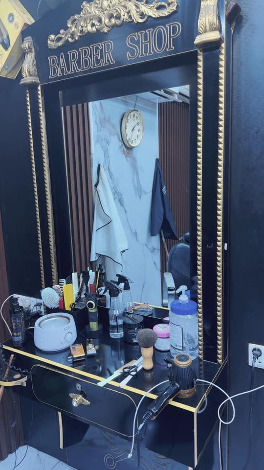 سلام عليكم حبايب ميوزه البيع 
ملكي ابو لاد من داخل جديد كلش ٤ميوزه 
مكان بغداد عامريه ***********
